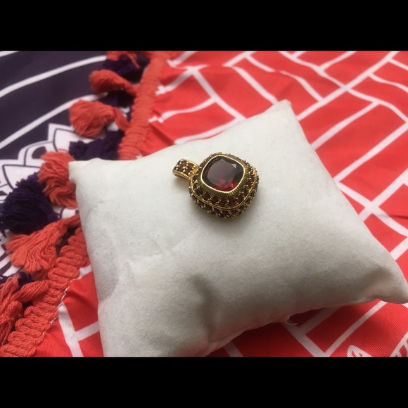 925 Silver Gold Plated Garnet CZ Pendant Ring Set - Picture 7 of 16